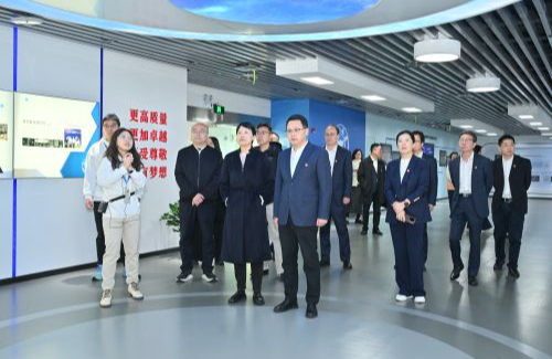 省創(chuàng)新投資集團新一屆黨委班子赴浙江大學開展“循跡溯源學思想促踐行”主題活動